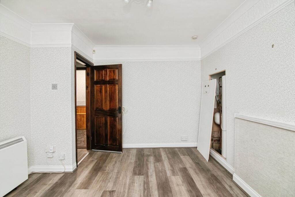 City Road, OLDBURY, West Midlands, B69 - View 3