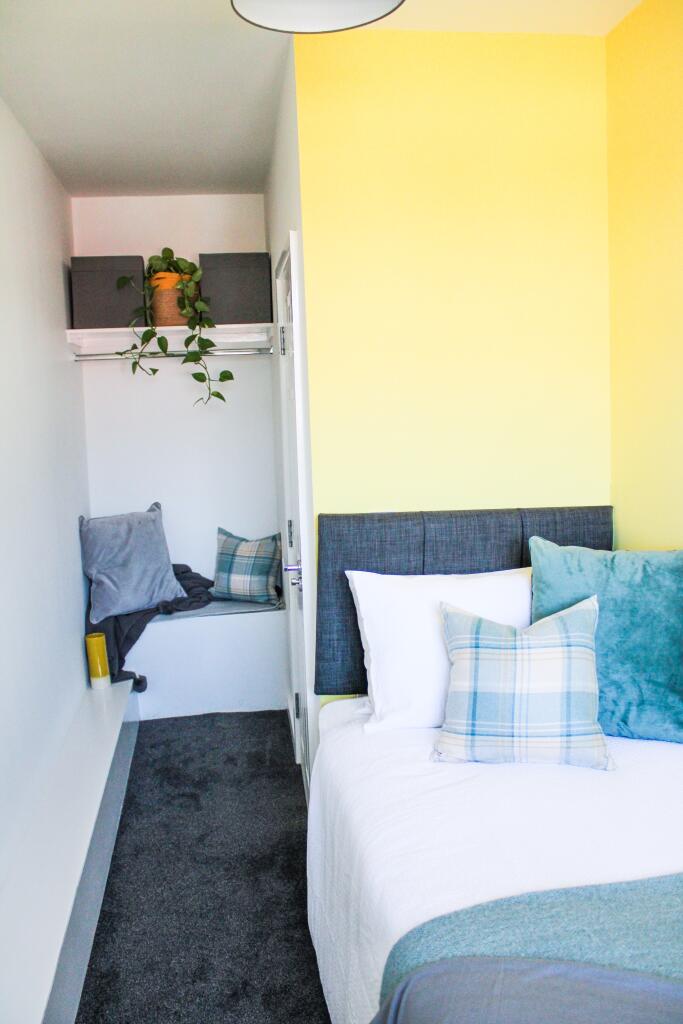 Main image of property: Corporation Street, Barnsley, South Yorkshire, S70