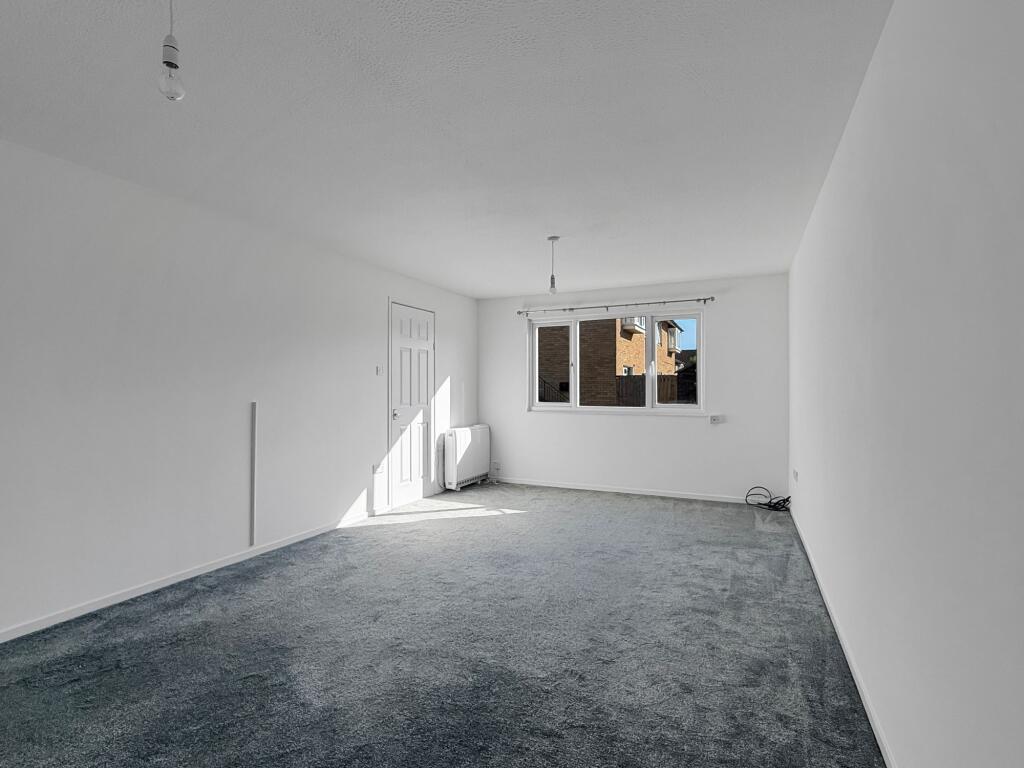 Apartment in Ipswich - View 4