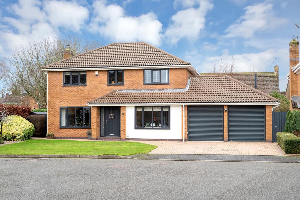 Main image of property: Robin Close, Oakham