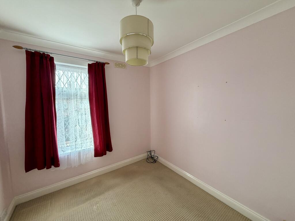 Larbreck Avenue, Blackpool photo 4