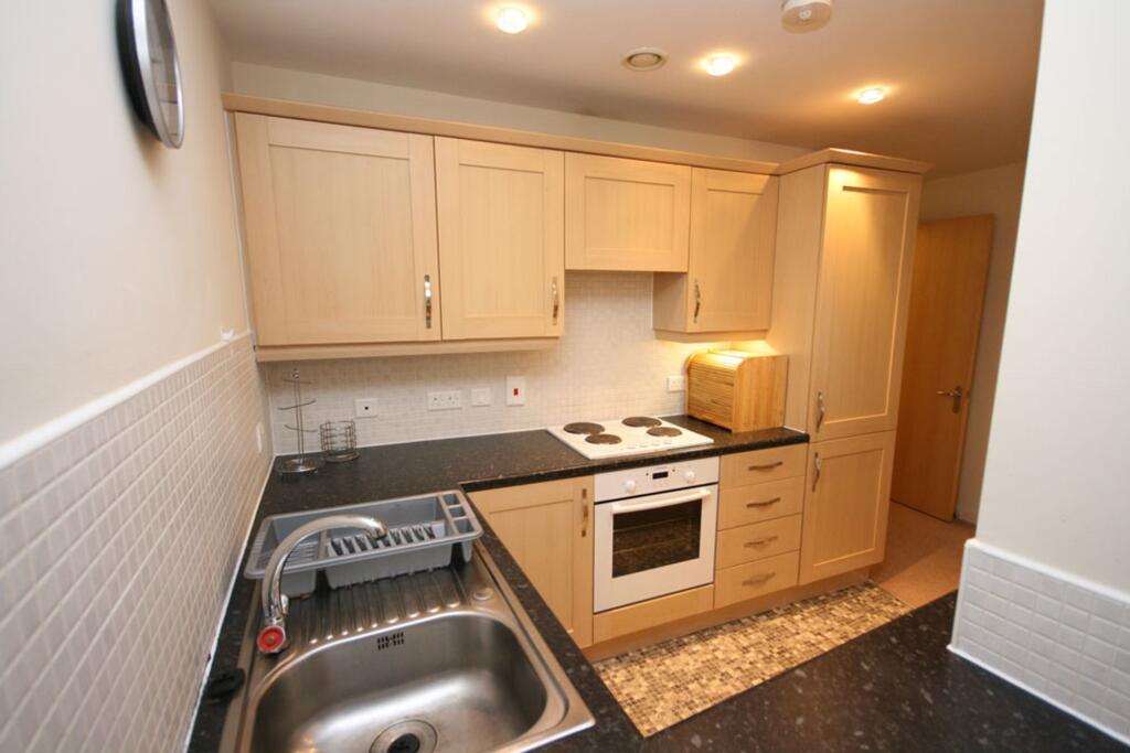 Apartment in Manchester, Victoria Park, Ardwick - More