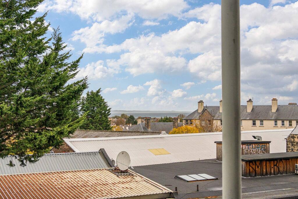 Apartment in Edinburgh, Jock's Lodge, Northfield/Willowbrae - More