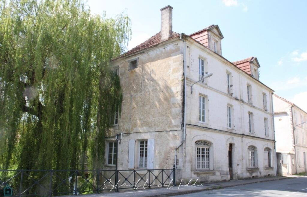 Main image of property: Poitou-Charentes, Charente, Barbezieux-St-Hilaire
