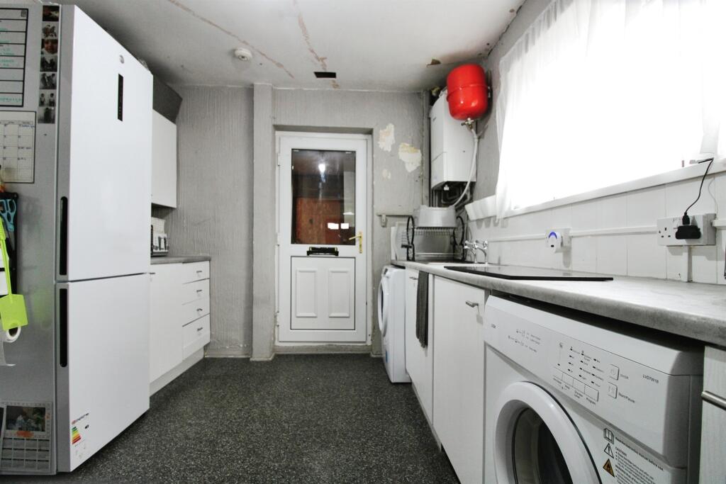 Clydesmuir Road, Cardiff photo 2