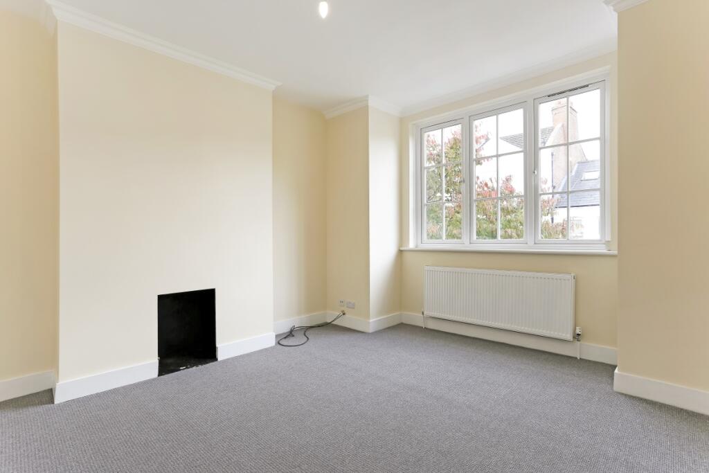 Apartment in London - View 2
