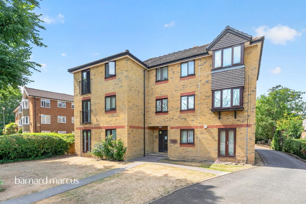 Main image of property: The Avenue, Worcester Park