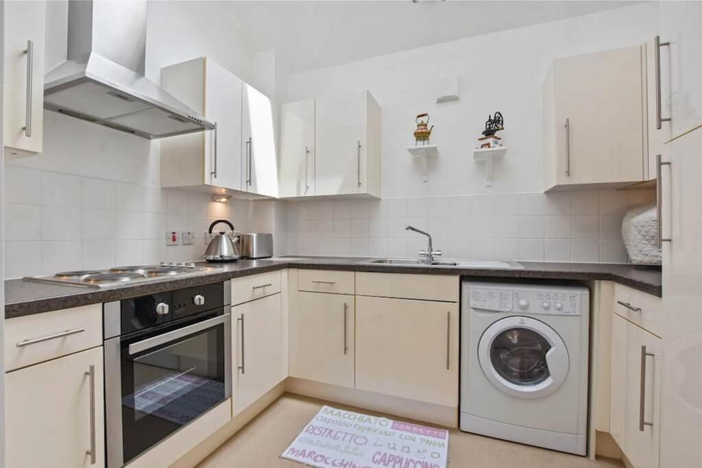 Main image of property: Brownell Place, London, W7