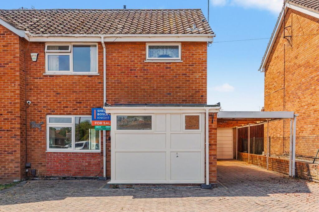 Main image of property: Alexandra Road, Evesham, WR11