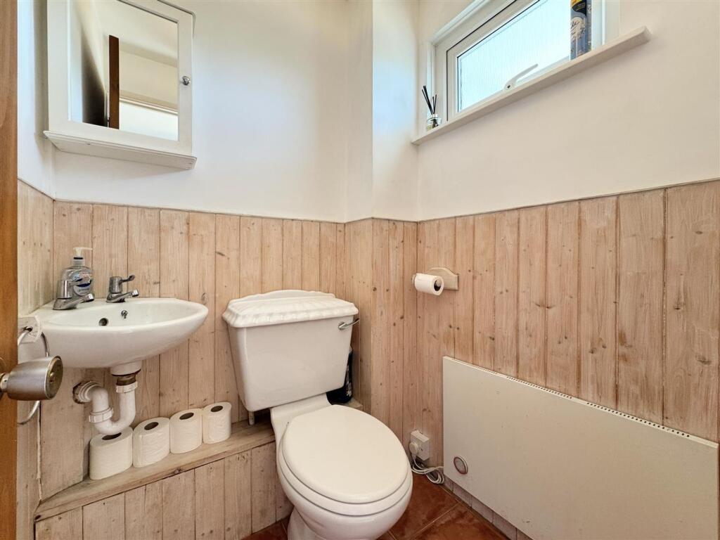 House in Truro - View 5