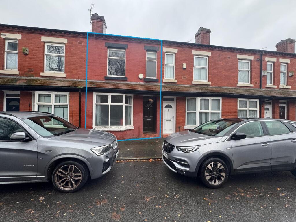 2-bed terraced on Salisbury Street, Manchester, £135,000
