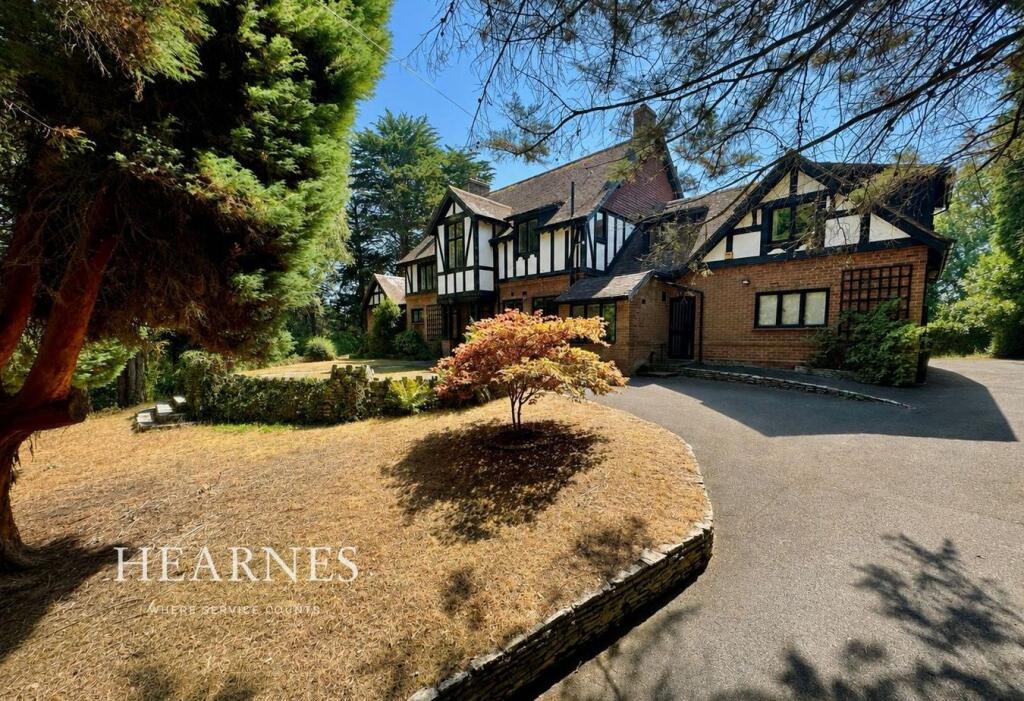 Main image of property: Leven Avenue, Talbot Woods, Bournemouth, BH4
