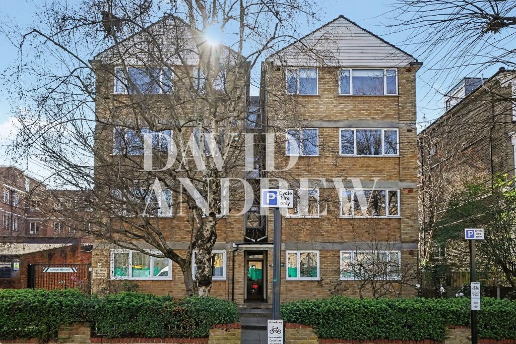 Main image of property: Queens Drive, Dalecroft Queens Drive, N4