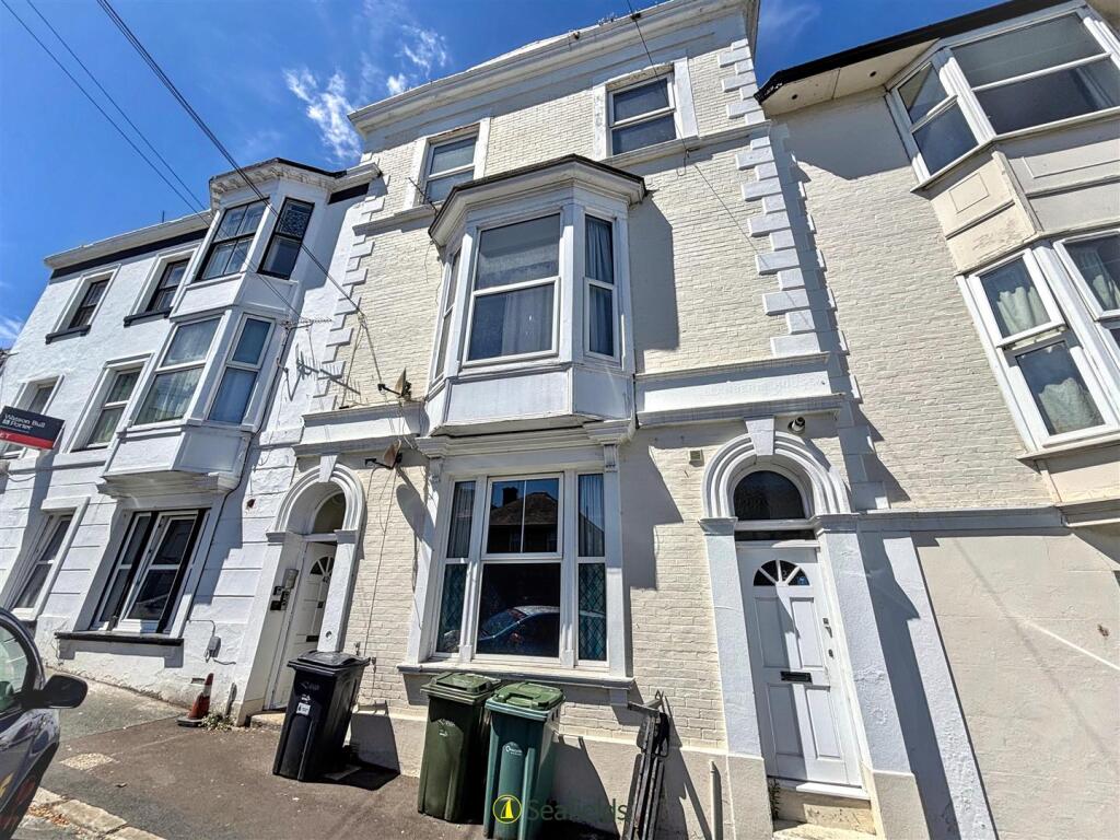 Main image of property: Flat 1, 42 George Street, Ryde, PO33 2EN