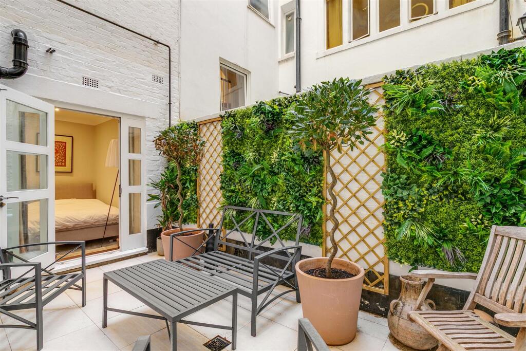 Apartment in London - View 2