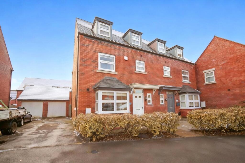 Main image of property: Squirrels Street, Bishopton, Stratford-upon-Avon, Warwickshire, CV37