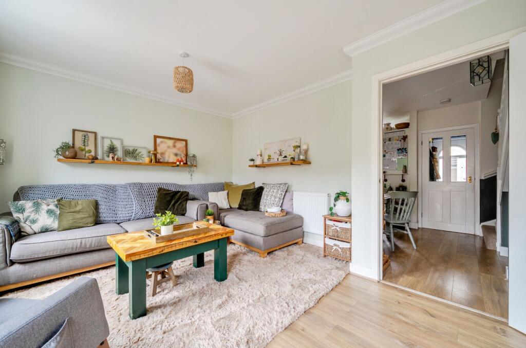 House in Warminster, Wiltshire - More