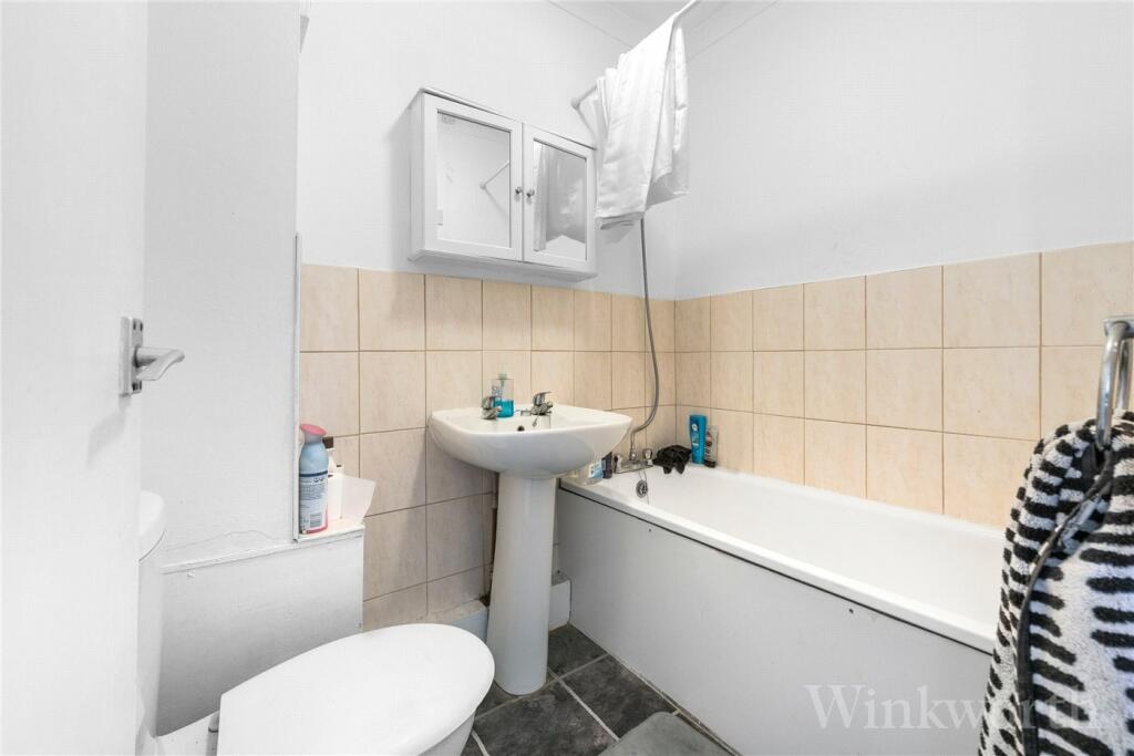 Apartment in London - View 4
