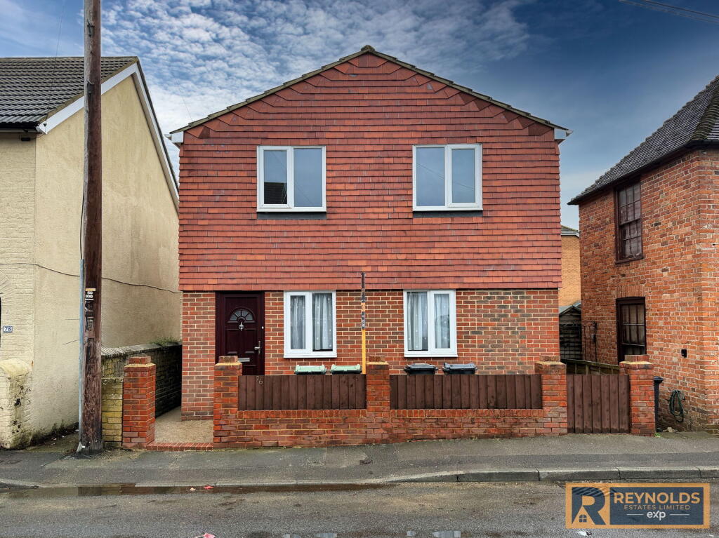 Main image of property: Holborough Road, Snodland, Kent, ME6 5PB
