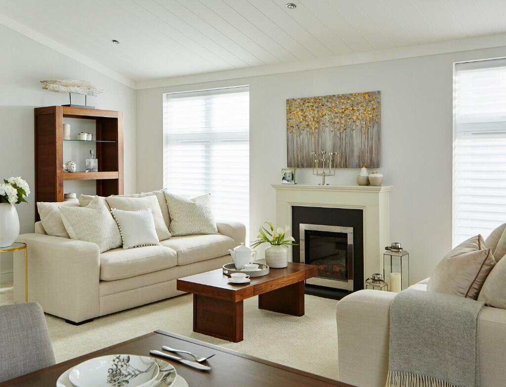 Main image of property: St Regis Park, Bassetsbury Lane, High Wycombe, Buckinghamshire, HP11 1WS