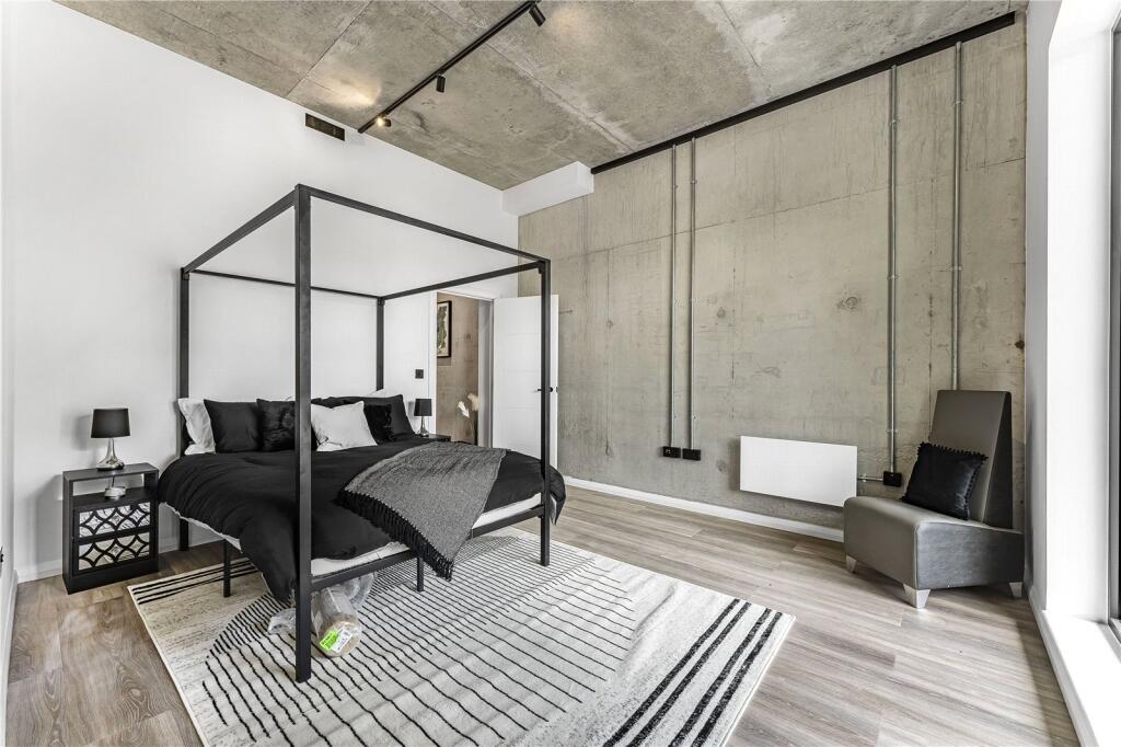 Main image of property: Flat 5, 41 Windmill Lane,
