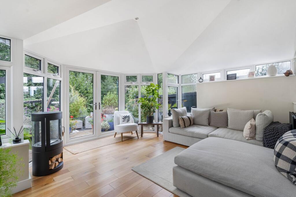 House in Stroud, Nailsworth - View 4