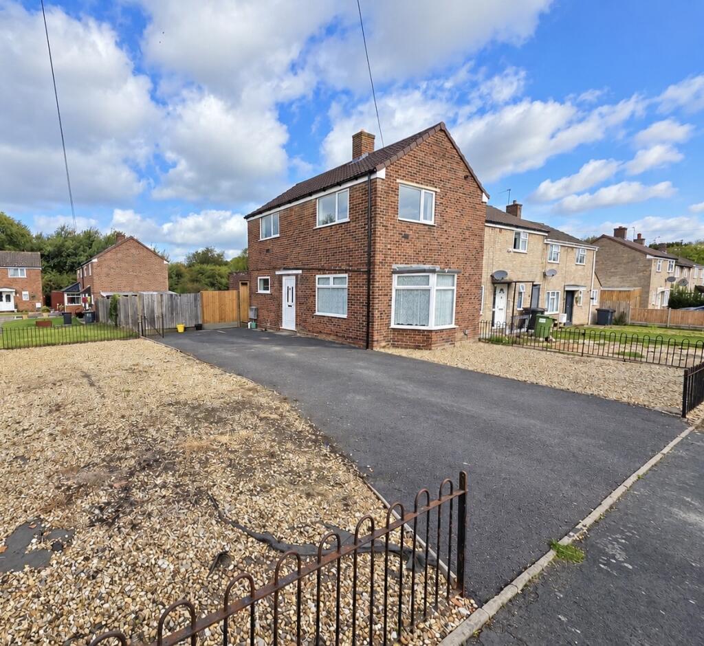 Main image of property: Vale View, Nuneaton, Warwickshire