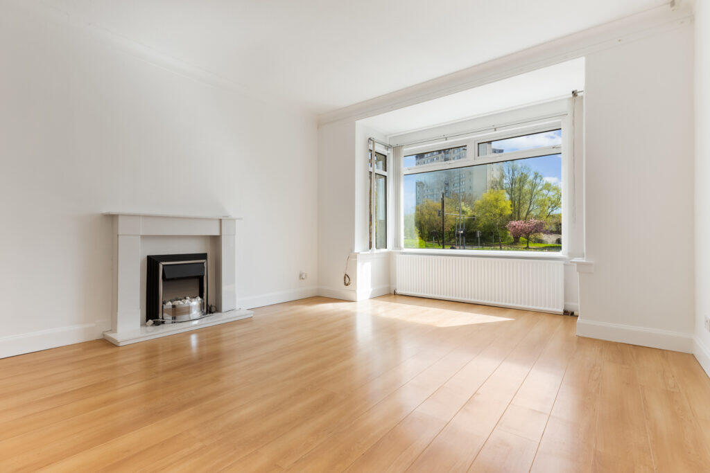 Sunnyside Drive, Blairdardie photo 4
