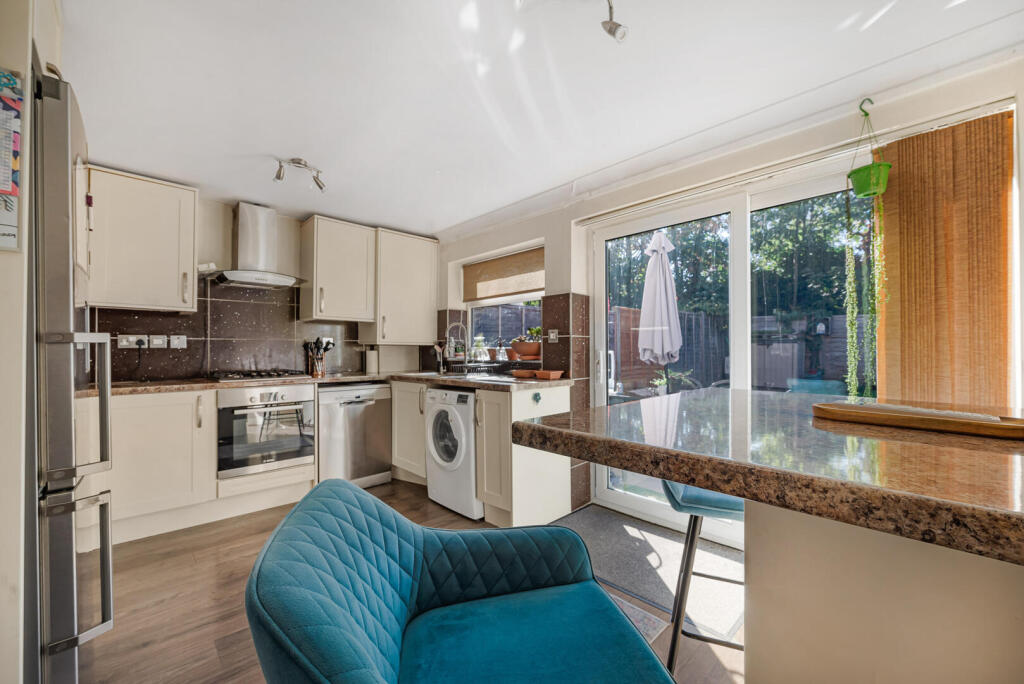 House in London, Bromley Park, Shortlands - View 4