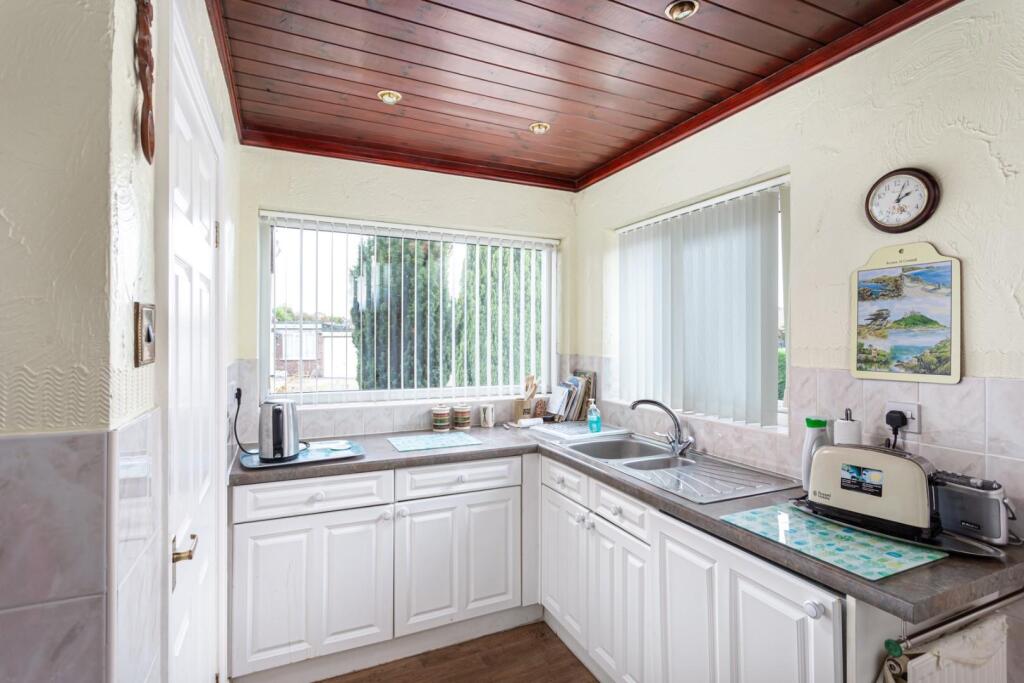 House in Barlby, Osgodby - View 2