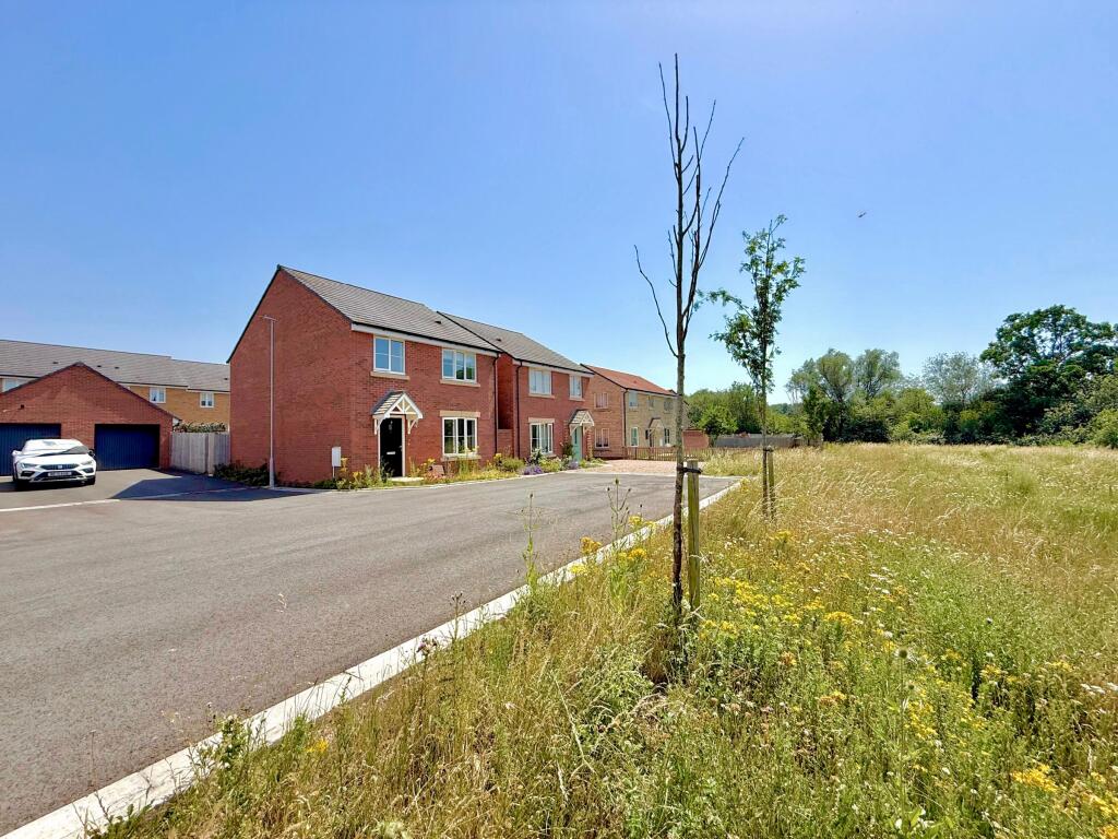 Main image of property: Homeleaze, Old Town, Swindon