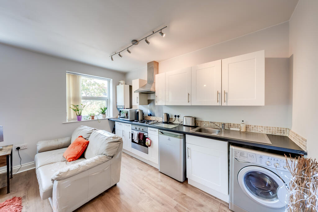 Palace Grove, Bromley, BR1 photo 5