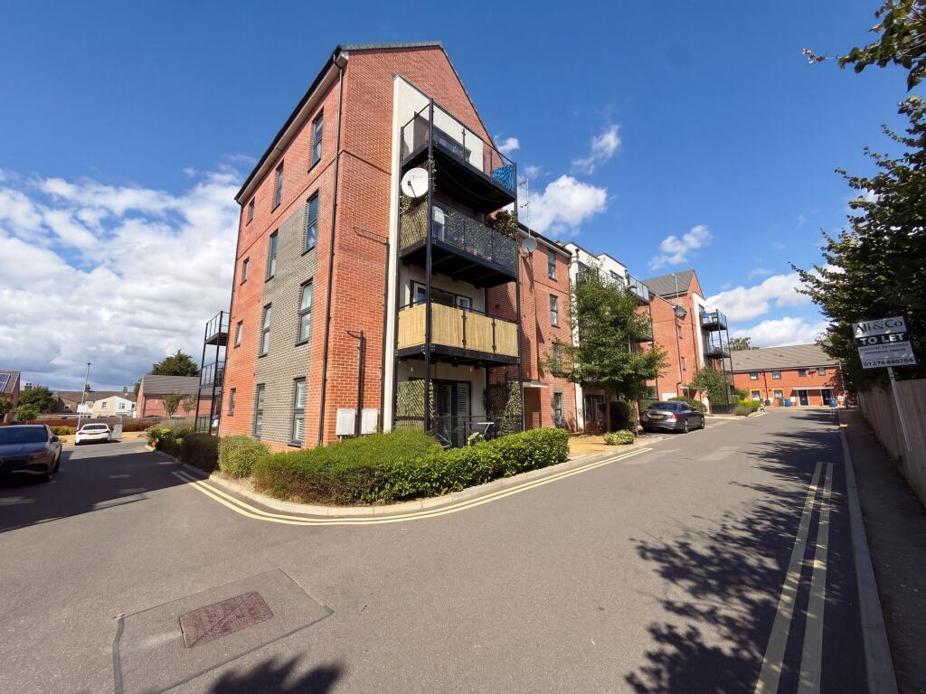 Main image of property: Malthouse Drive, Grays, Essex, RM17 5FH