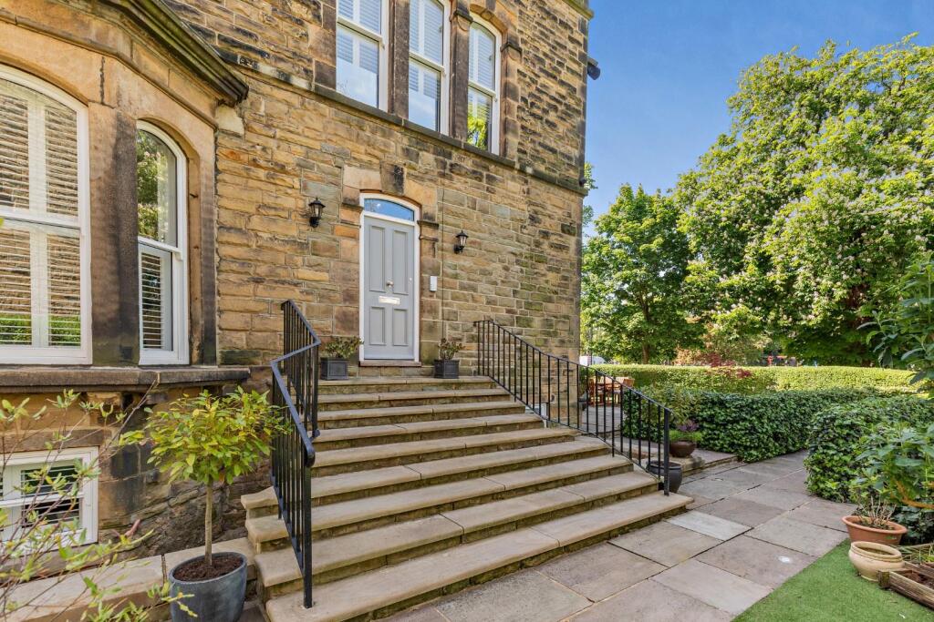 Main image of property: Victoria Avenue, Harrogate, HG1 5PR