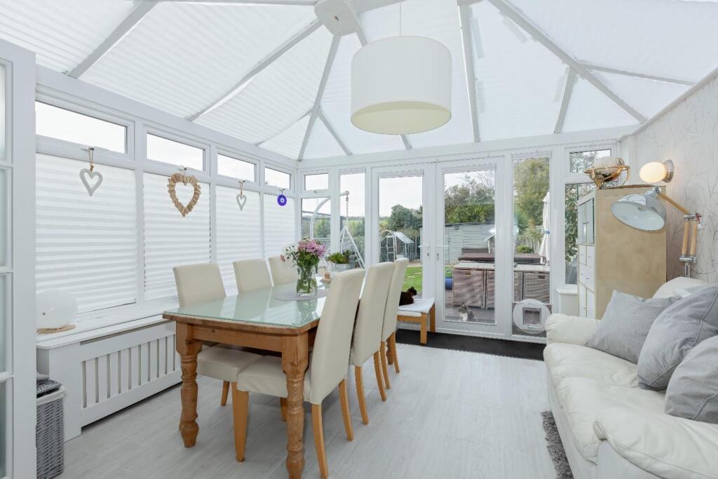 Alandale Road, Sompting, Lancing photo 5