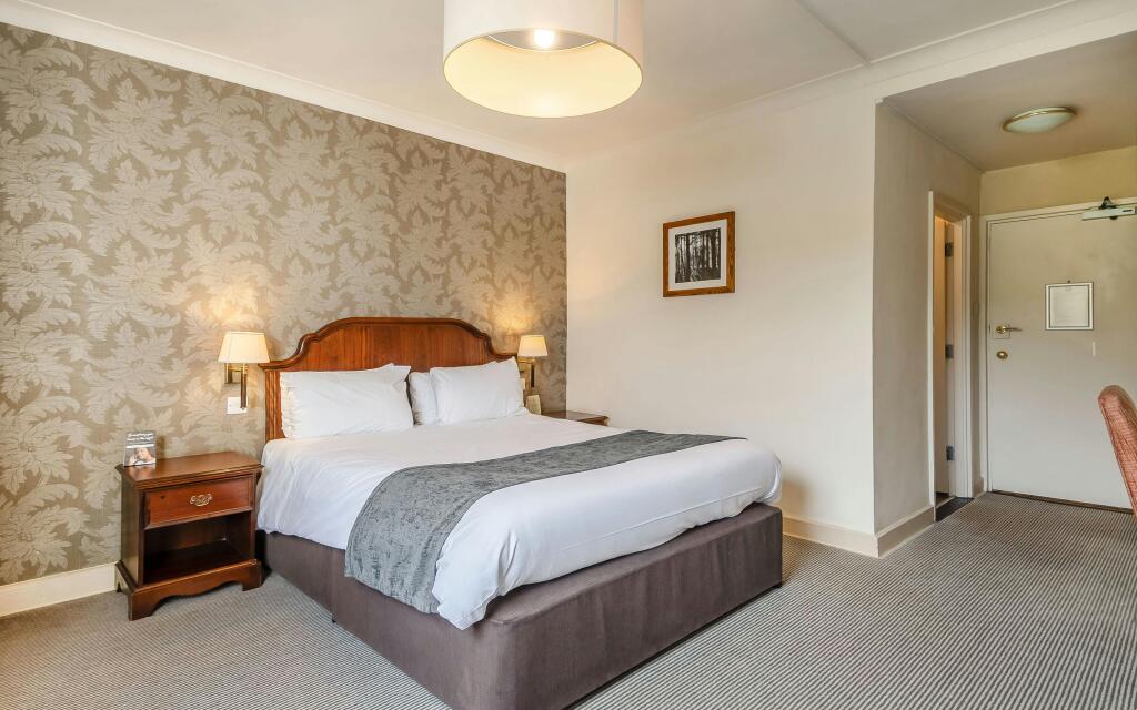 8685243-interior02.jpg