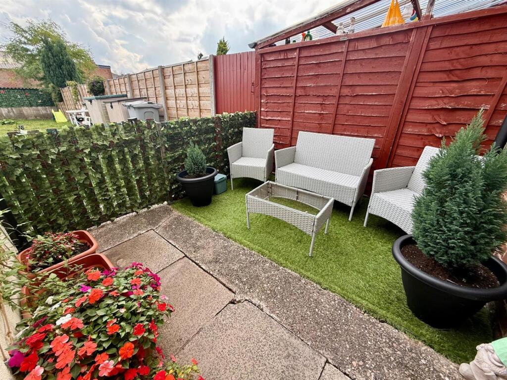 House in Macclesfield, Moss Rose - View 4