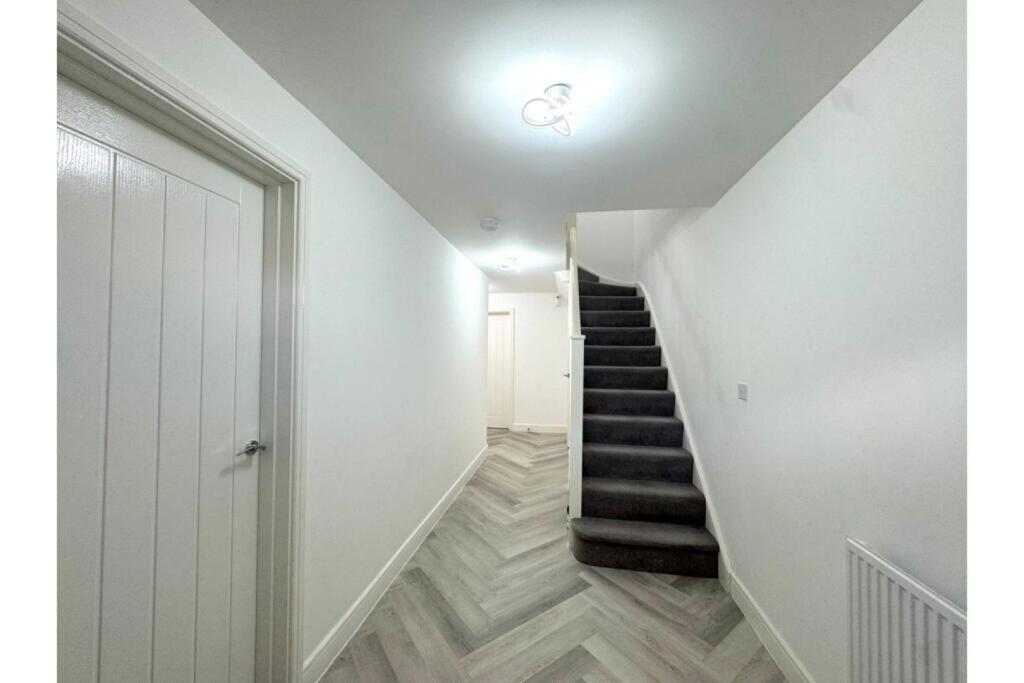 House in Rochester - View 5