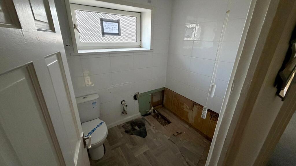 House in Paisley - View 5