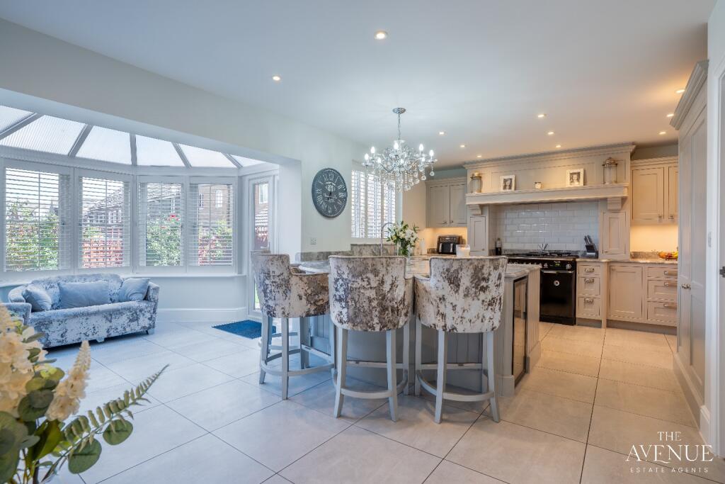 House in Romford - View 2