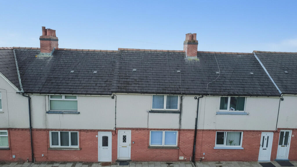 3-bed terraced on Beatty Street, Tir-y-berth, Hengoed, £115,000