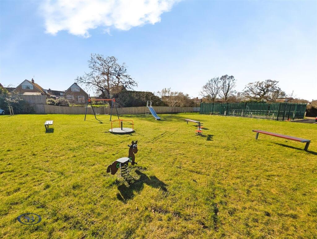 Comfrey Avenue, Sandbach - View 2