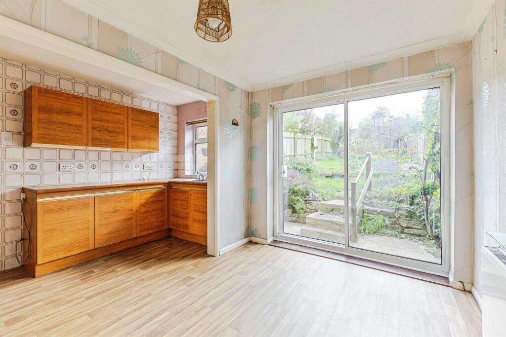 House in Northampton, West Northamptonshire - View 3