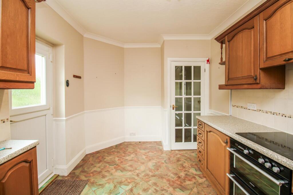 House in Wakefield - View 3