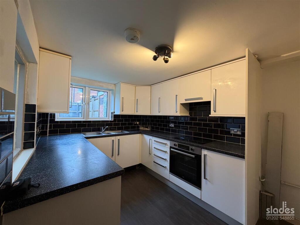 Victoria Road, Springbourne, Bournemouth - View 3