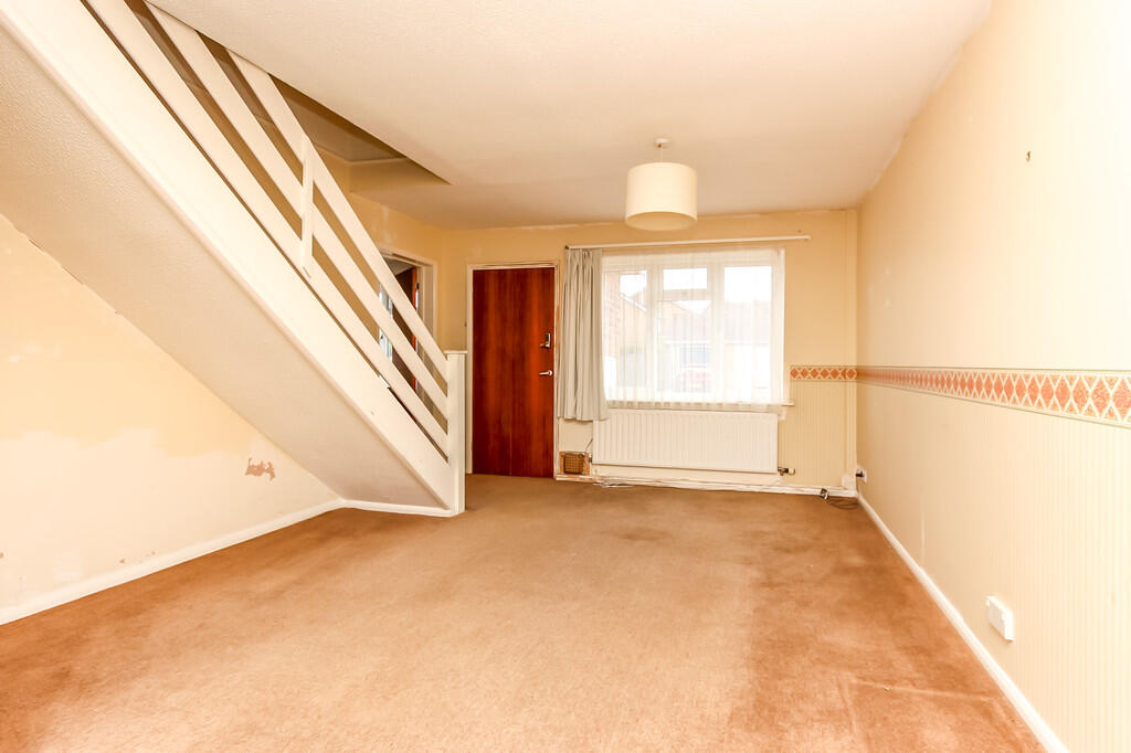 House in Wellingborough, Hatton Park - View 2