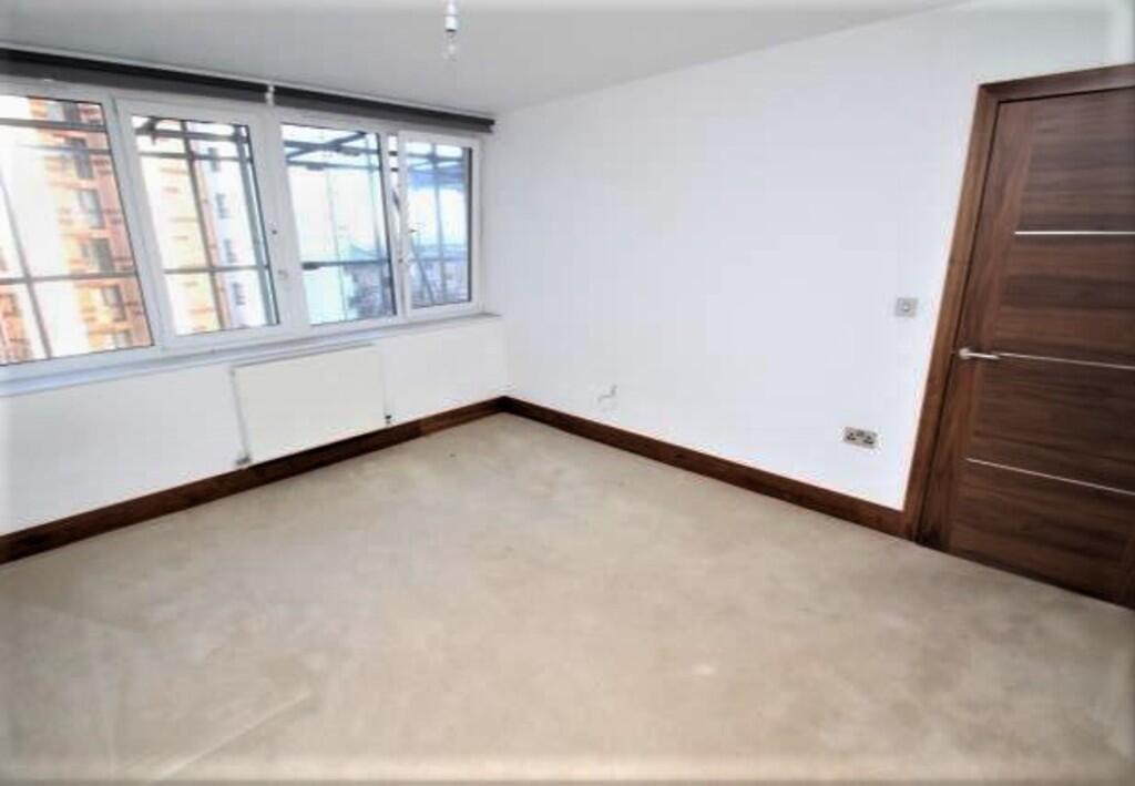 Main image of property: Scarbrook Road, Croydon, Surrey,CR0 1SQ