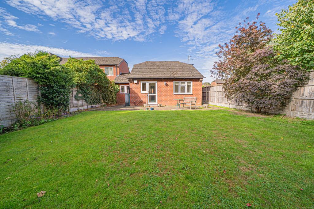 Additional image 3 of Yew Tree Close, Lapworth, B94