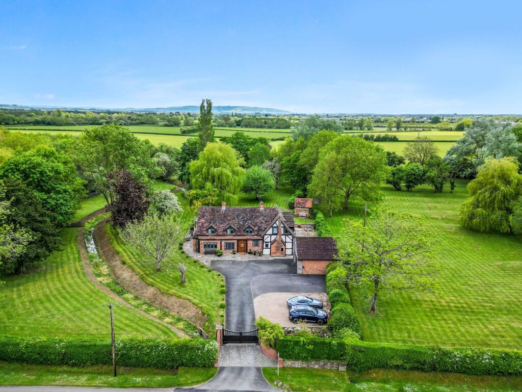 Main image of property: Grafton Flyford, Worcester, WR7