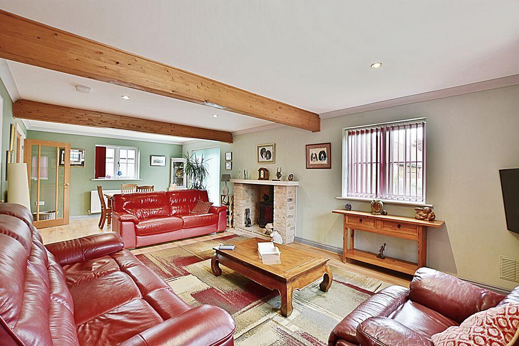 House in North Kesteven, Digby - More